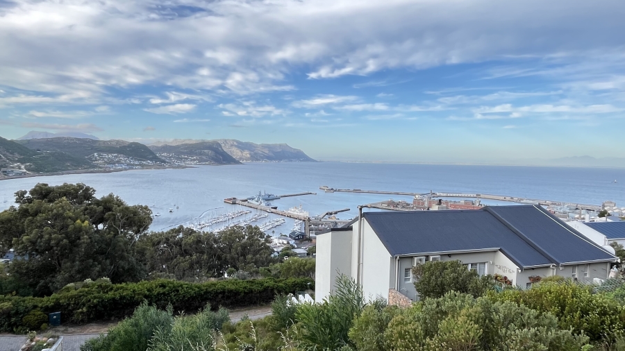 4 Bedroom Property for Sale in Simons Kloof Western Cape